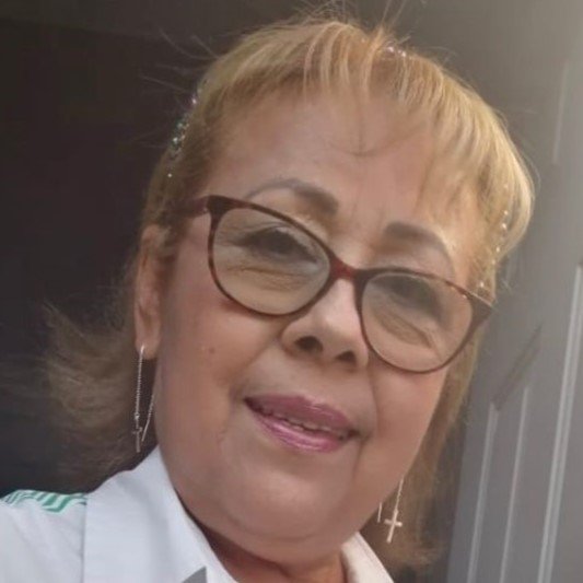 blanca andino rostro